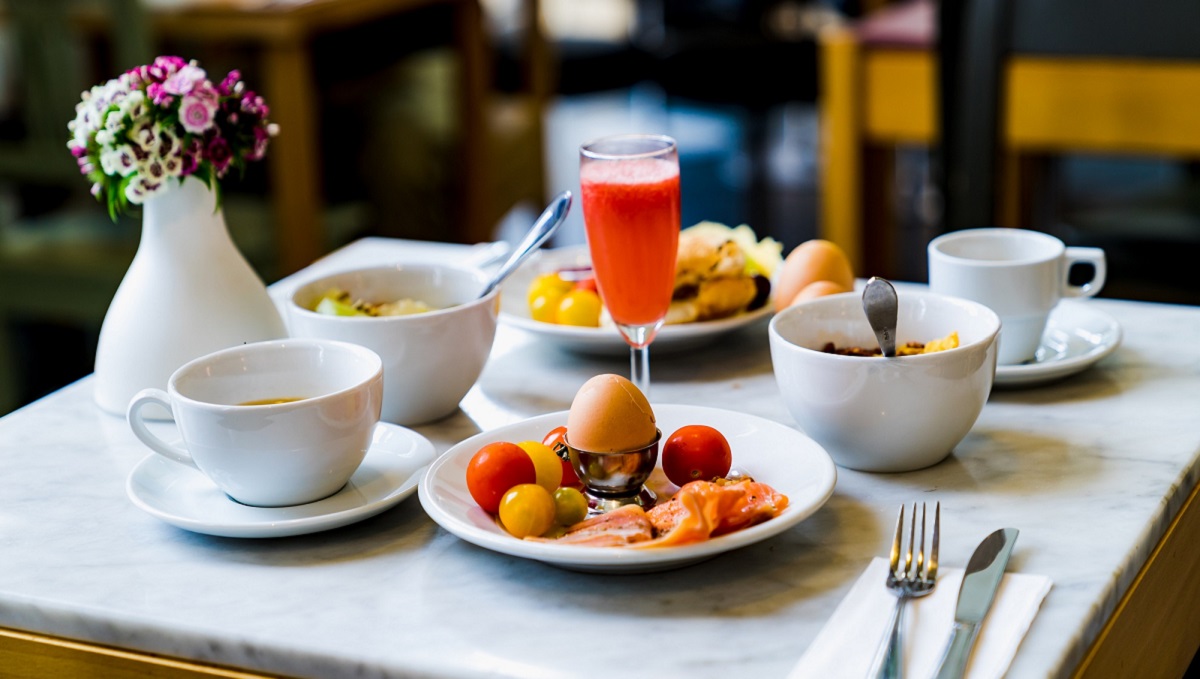 Petit déjeuner au travail